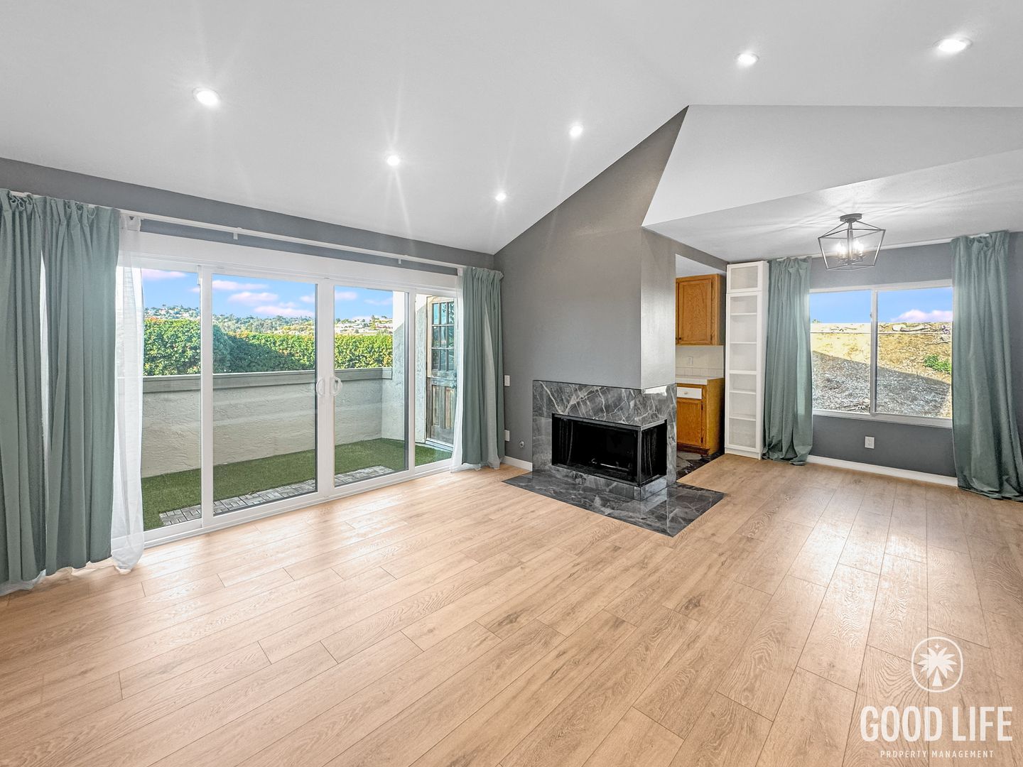 La Mesa Condo: 3697 Avocado Village Ct Unit 203