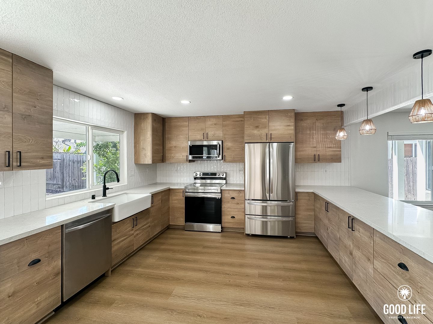 San Diego House: 9081 Penticton Way