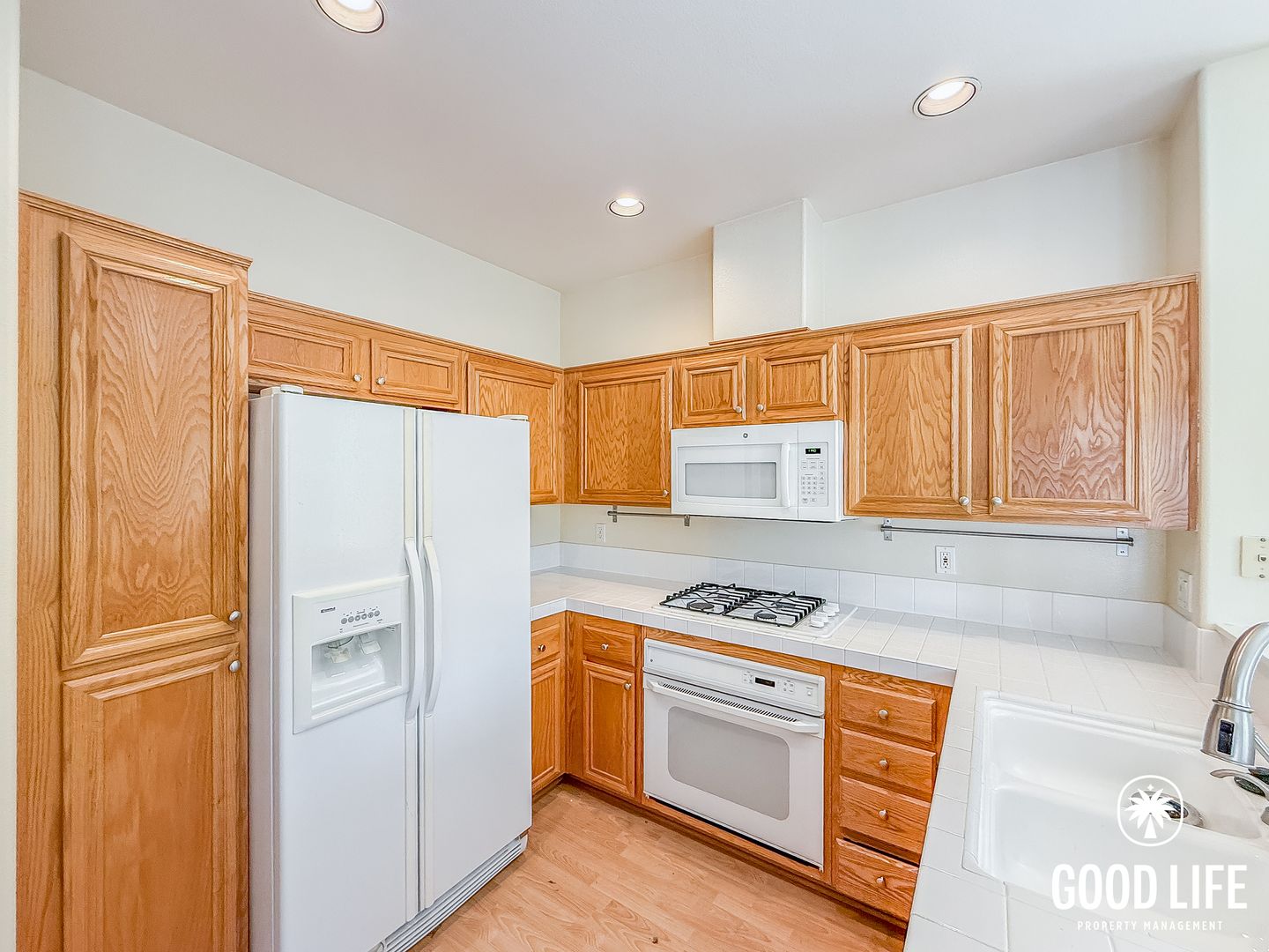 San Diego House: 12075 World Trade Dr Unit 1