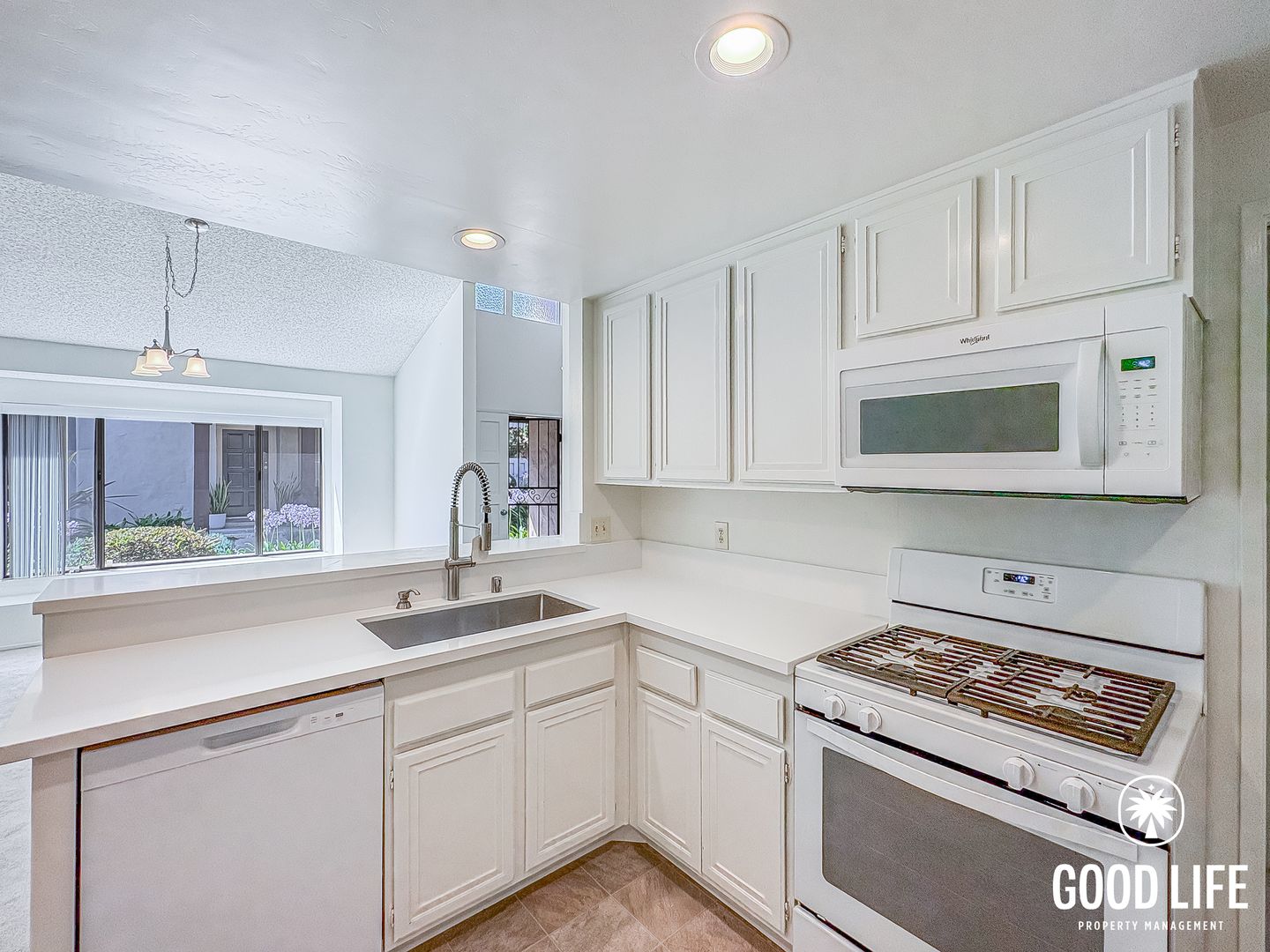 Carlsbad House: 4711 Amberwood Ct