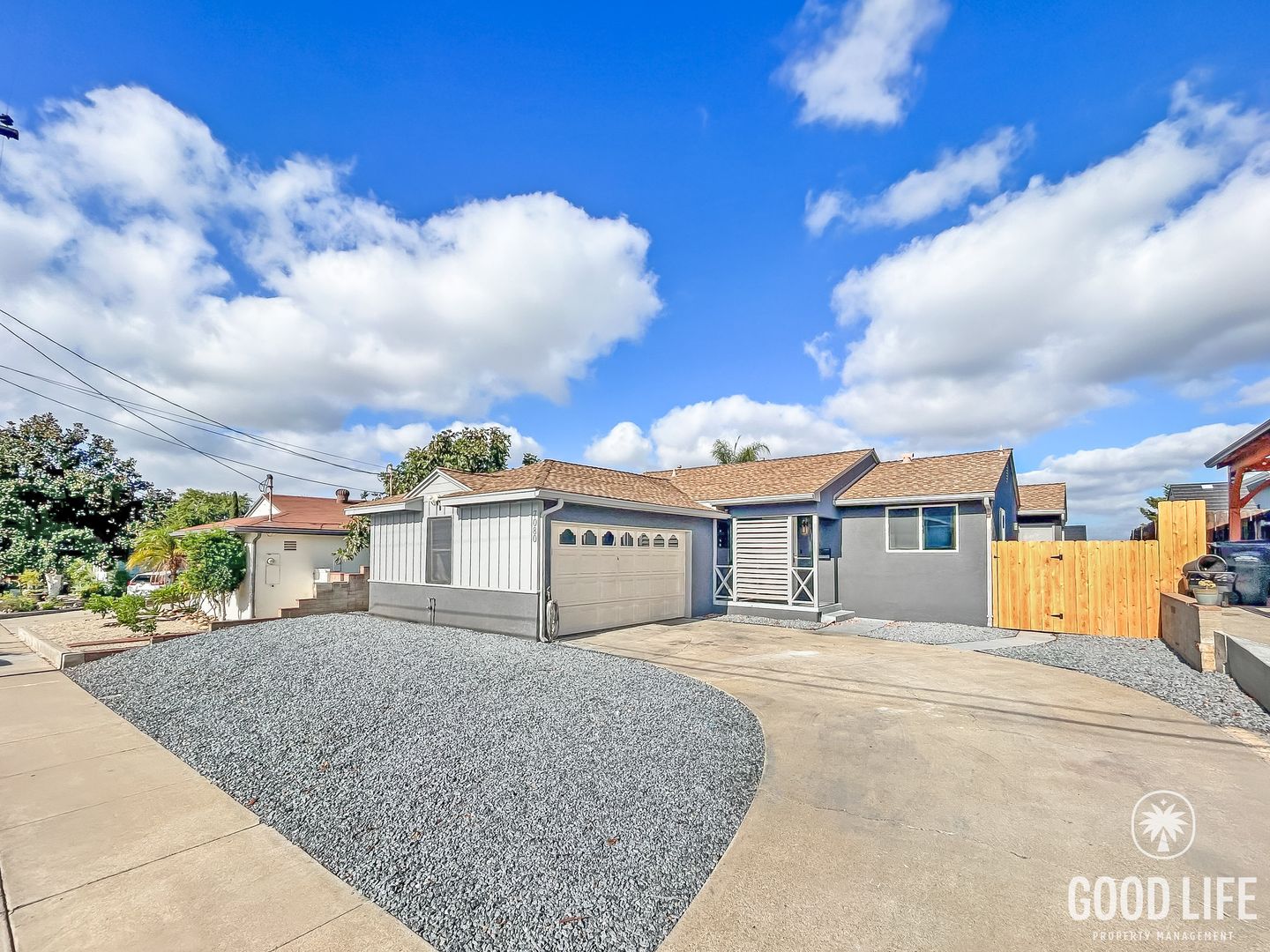 San Diego House: 7080 Hillsboro St