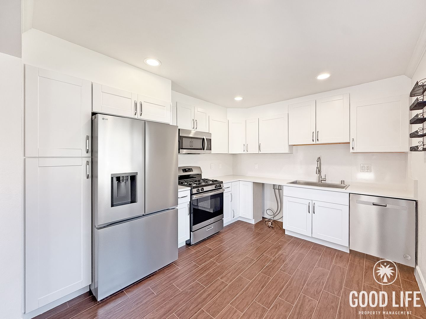 San Diego House: 2033 Oliver Ave