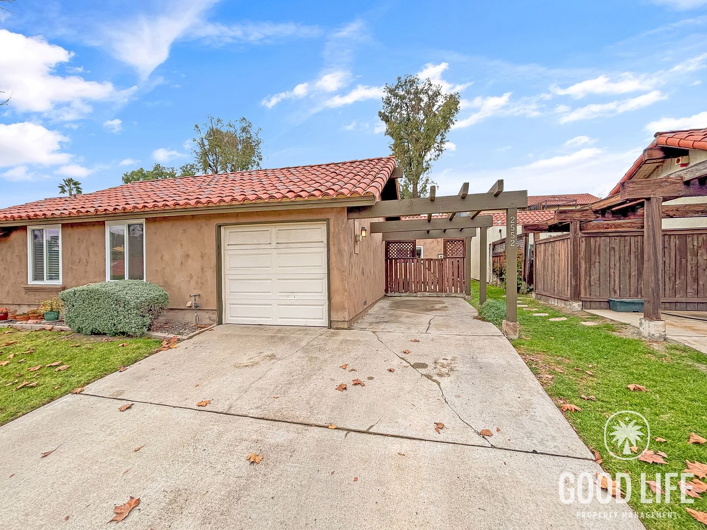 Spring Valley House: 2552 Granada Cir