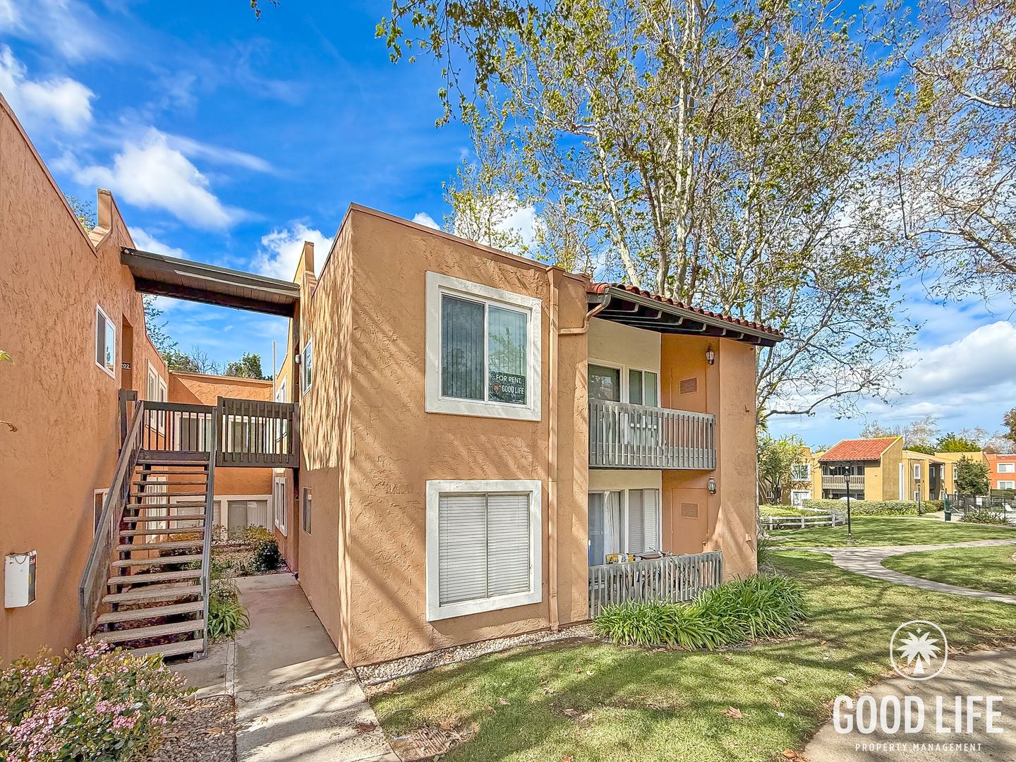 San Diego Condo: 17123 West Bernardo Dr