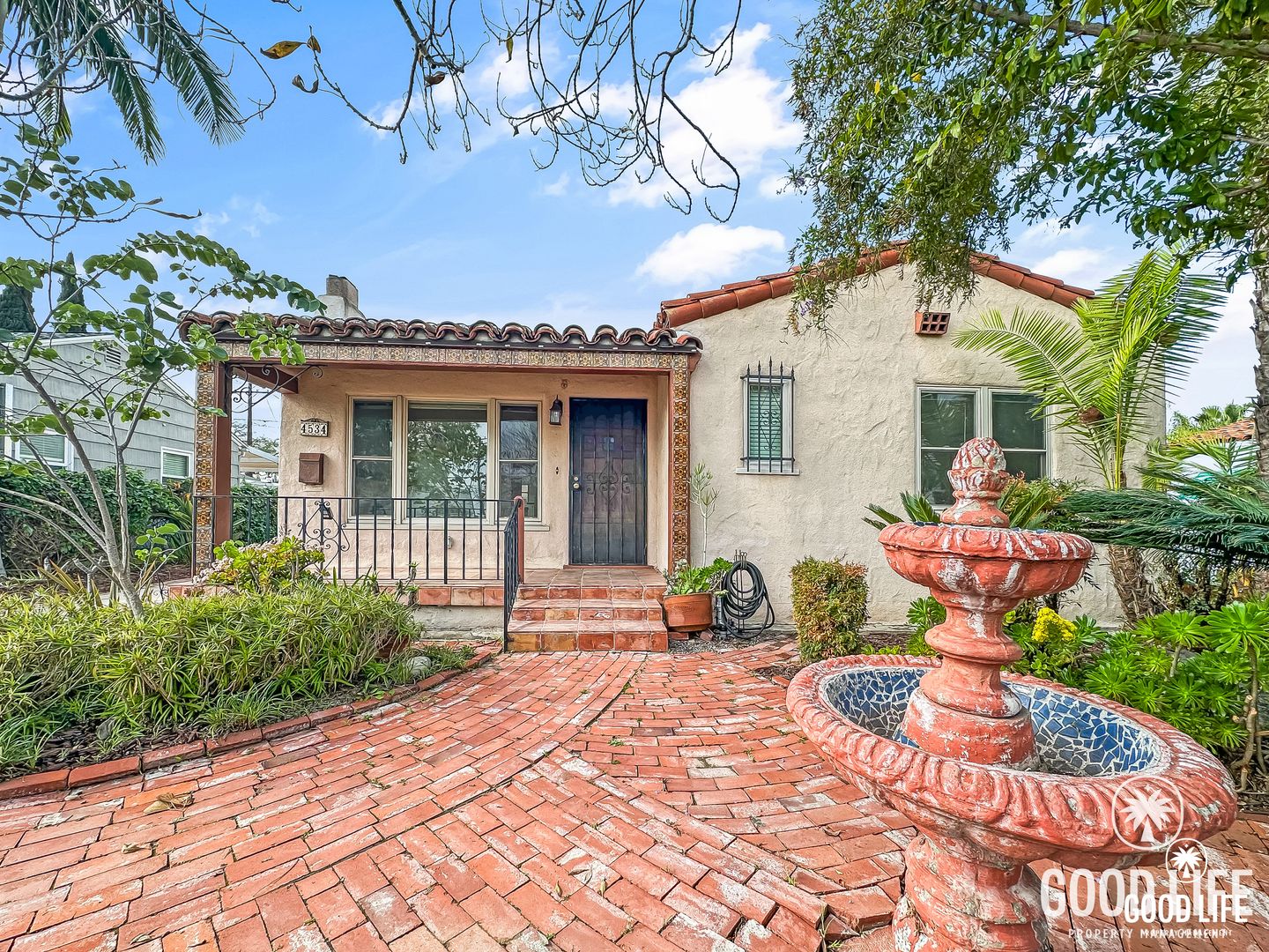 San Diego House: 4534 59th St