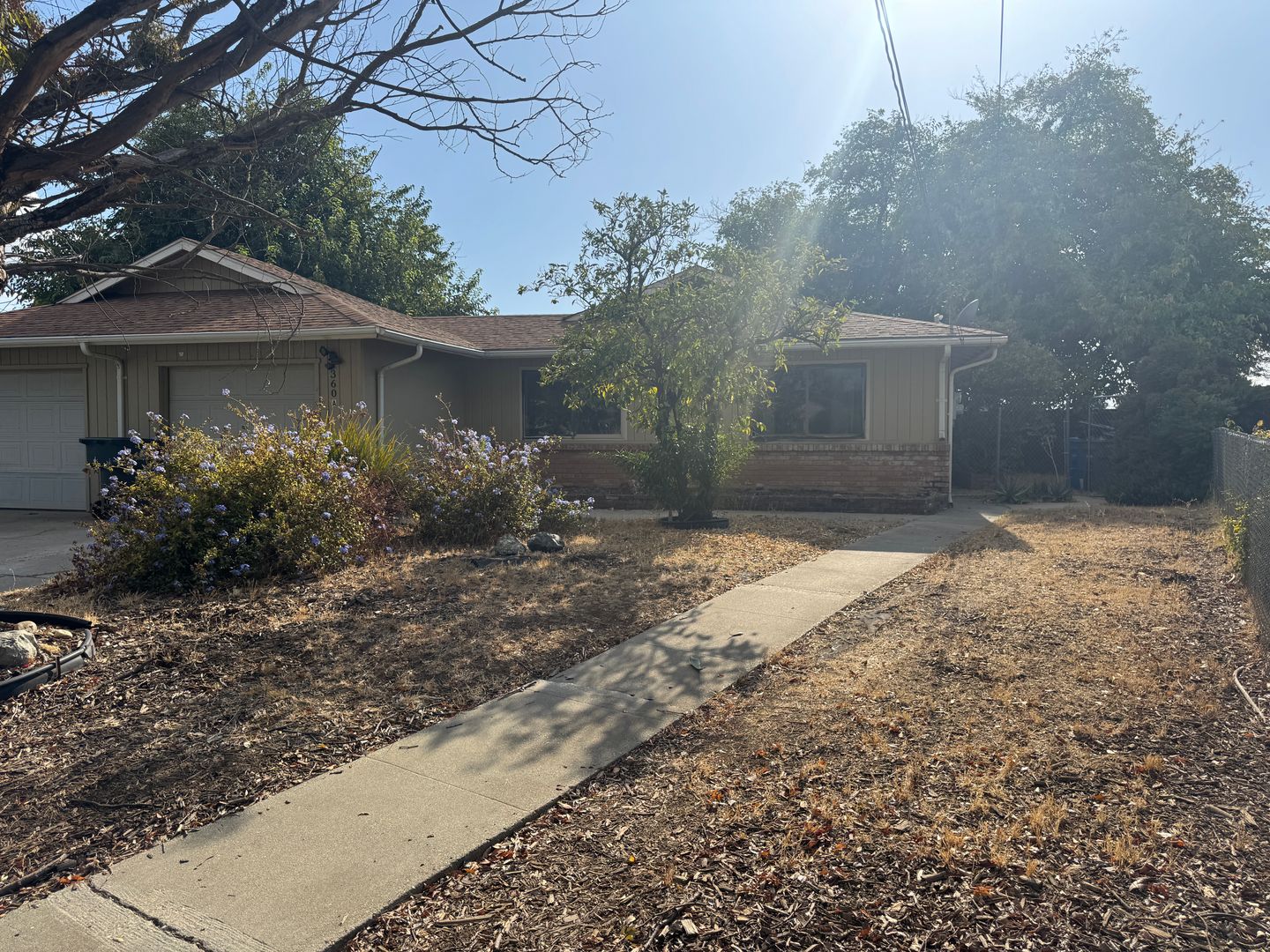Olivehurst Apartment: 4360 Twain Dr