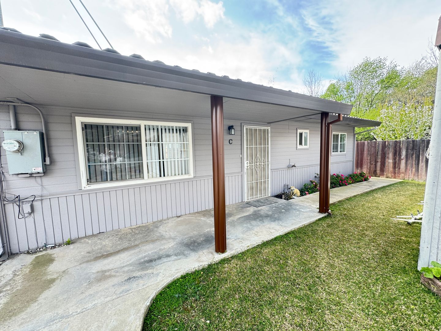 Olivehurst Apartment: 5672 Arboga Rd units A-H