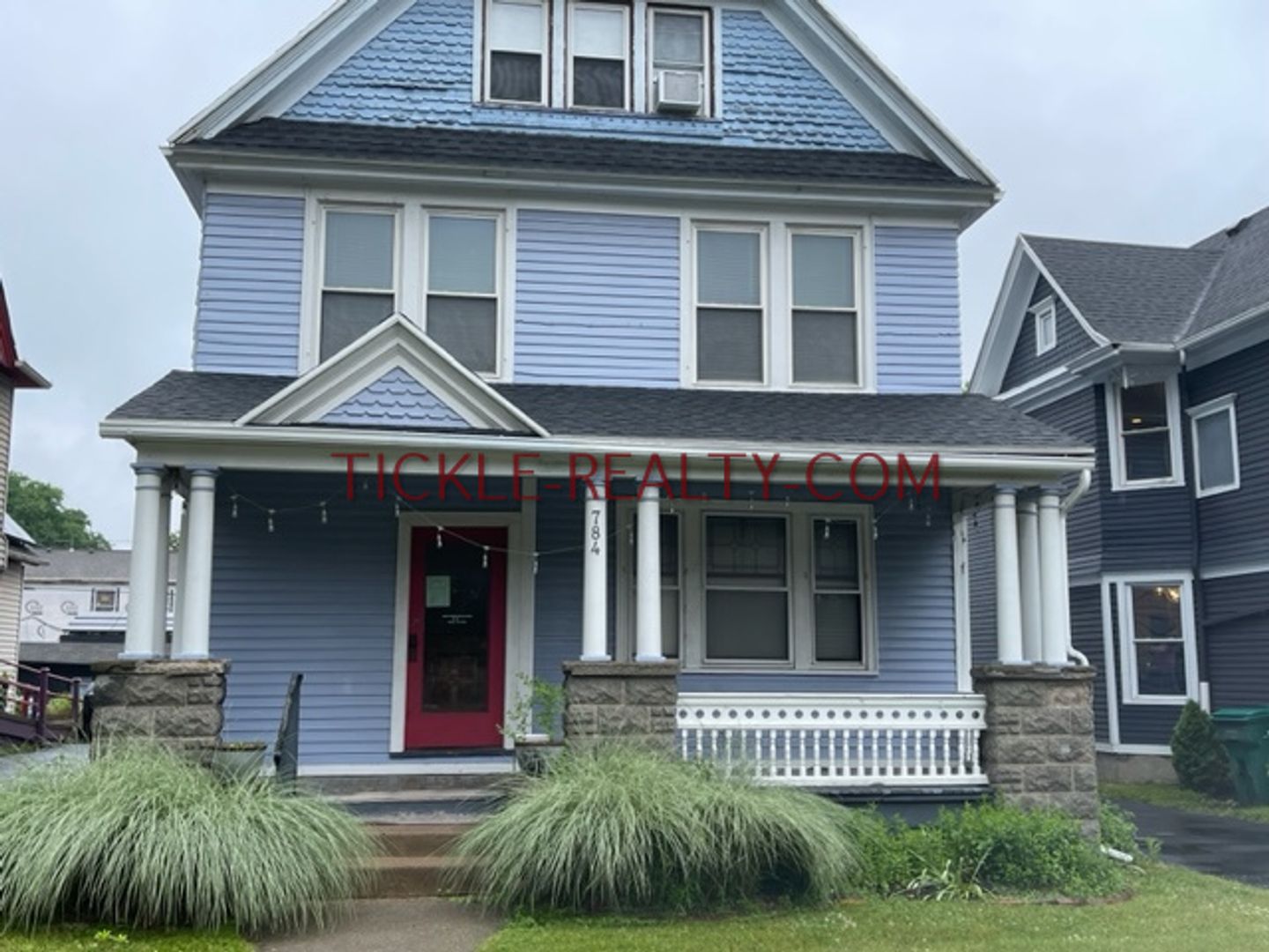 Rochester Apartment: 784 University