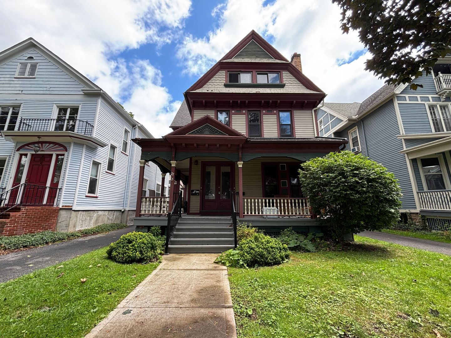 Rochester Apartment: 27 Vick Park B
