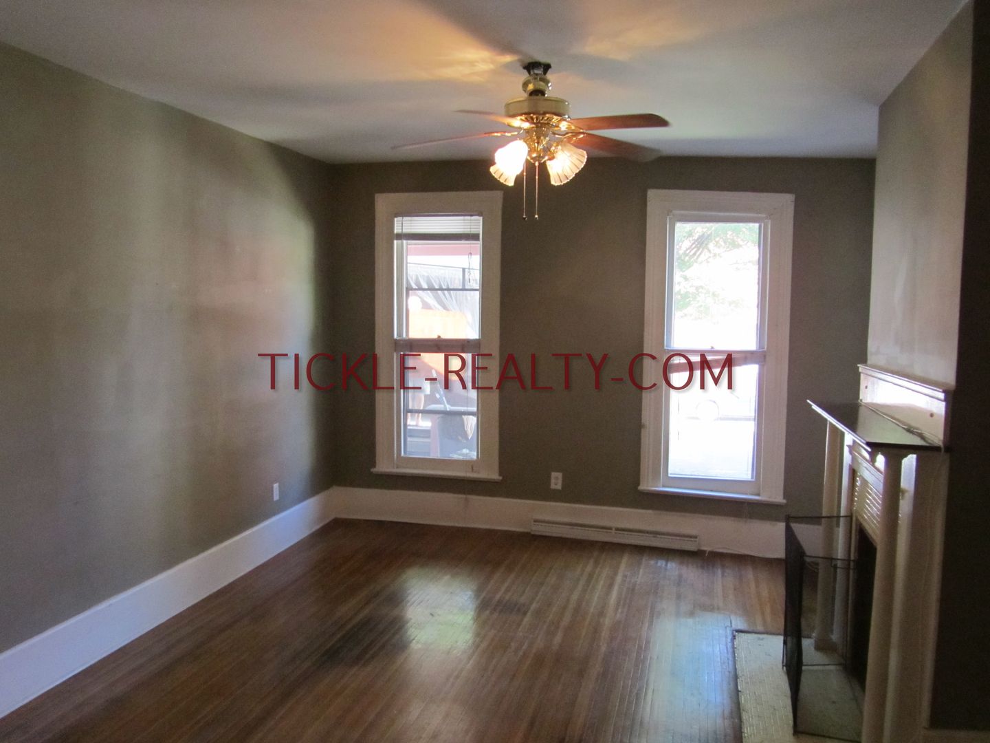 Rochester Apartment: 164-166 Meigs