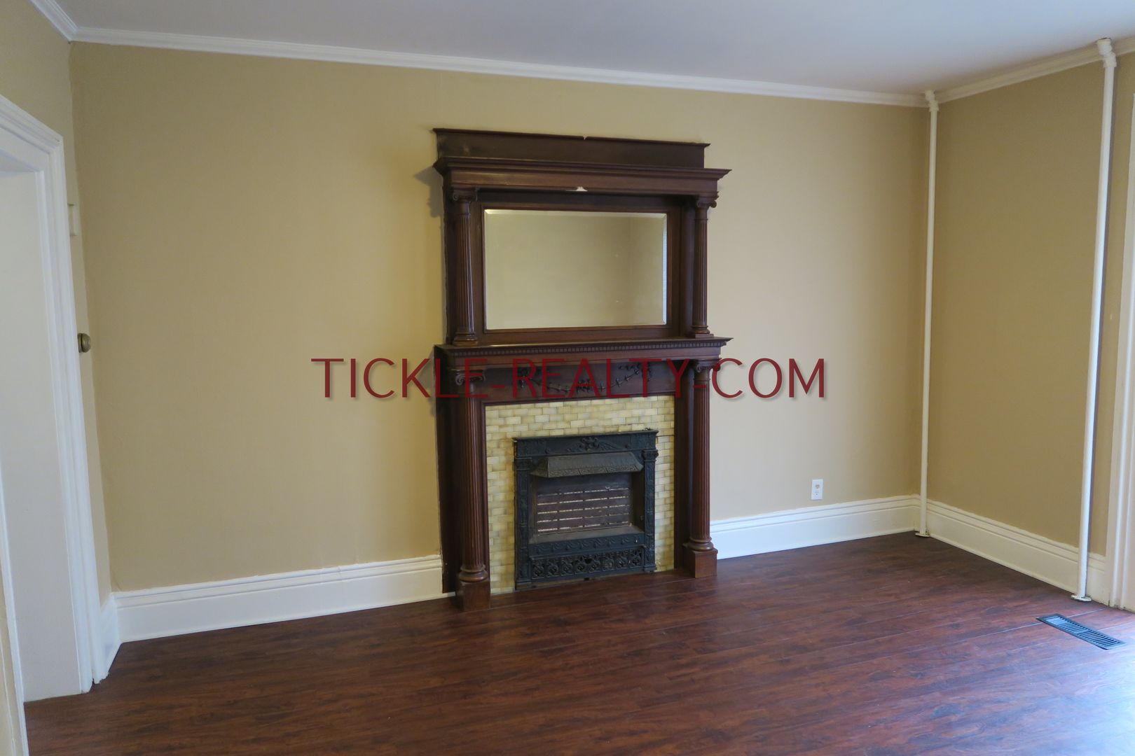 Rochester Apartment: 11 Lafayette Park