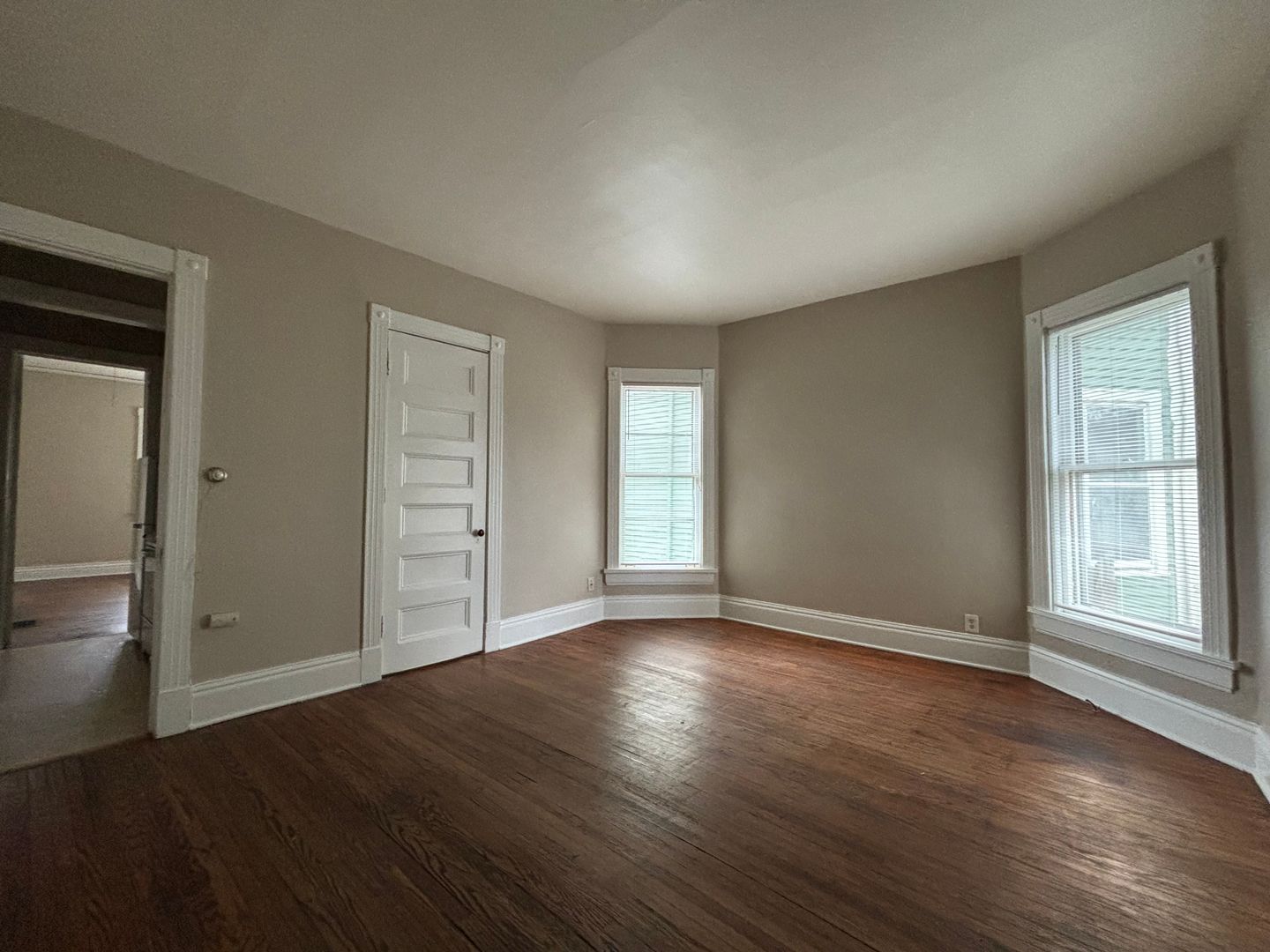 Rochester Apartment: 626 University Ave