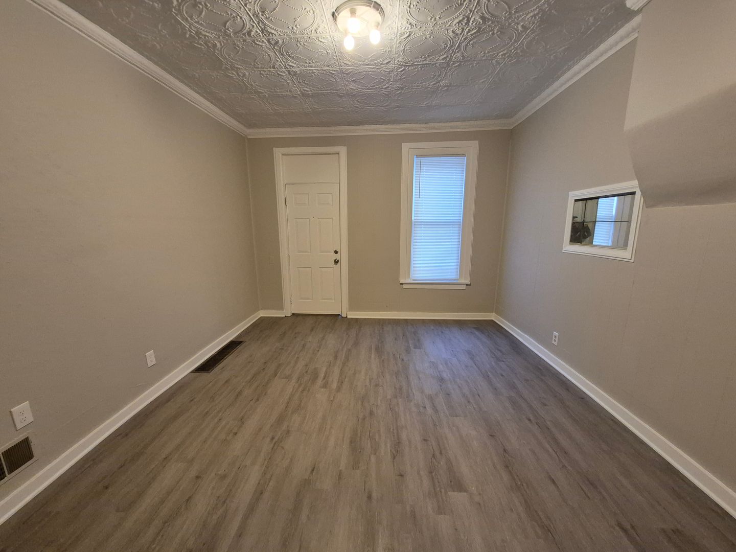 Rochester Apartment: 164-166 Meigs