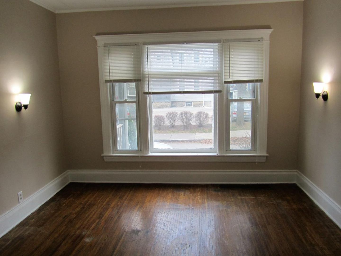 Rochester Apartment: 82 South Union