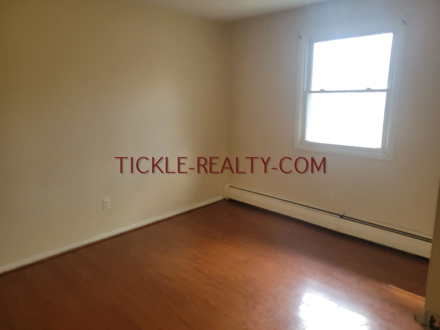 Lima Apartment: 1868 Livingston Street