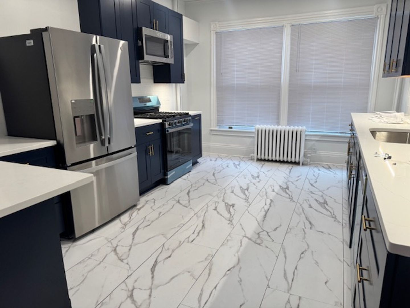 Rochester Apartment: 775 University Av