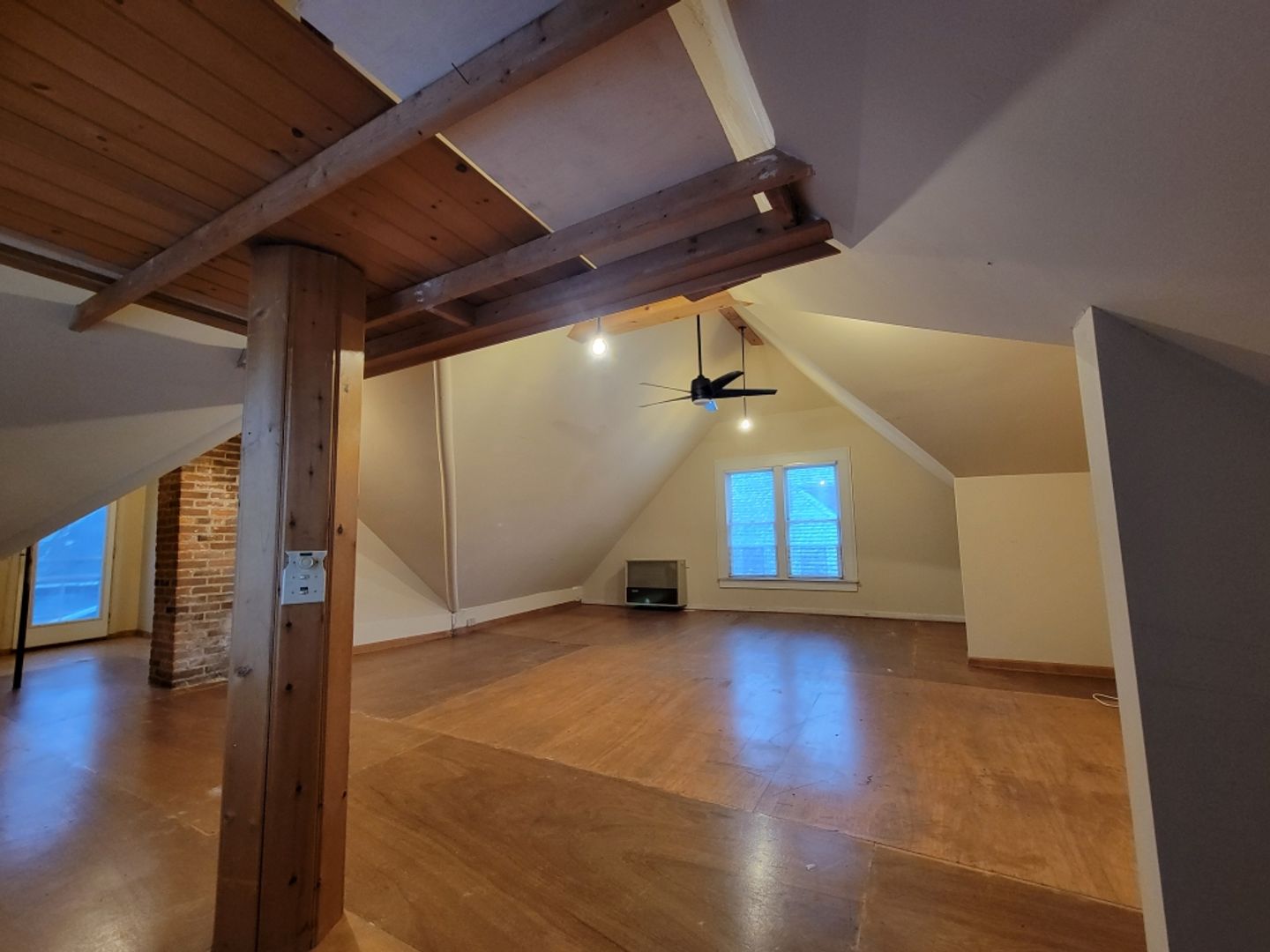 Rochester Apartment: 442 Meigs Street