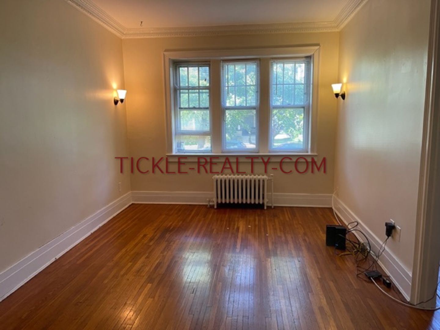 Rochester Apartment: 292 Oxford St