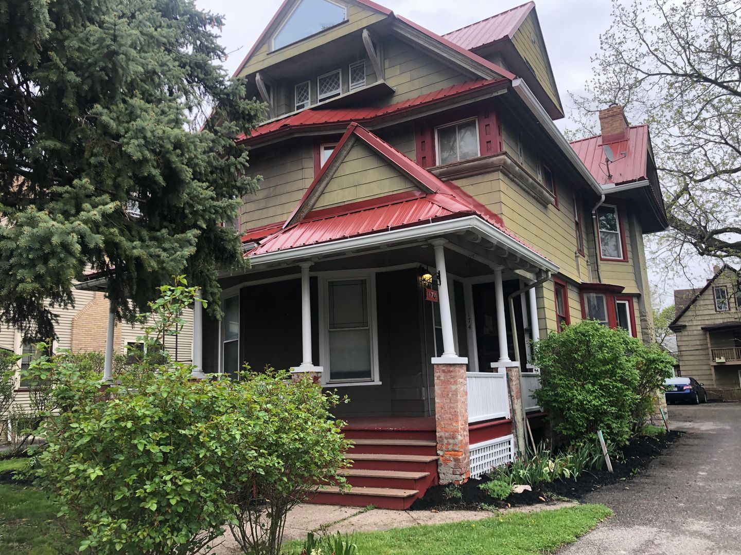 Rochester Apartment: 174 N Goodman St