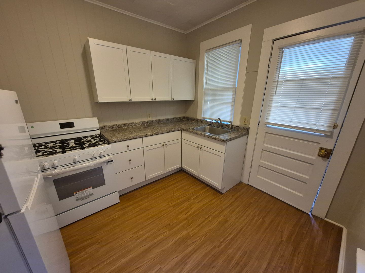 Rochester Apartment: 268 Hamilton Street