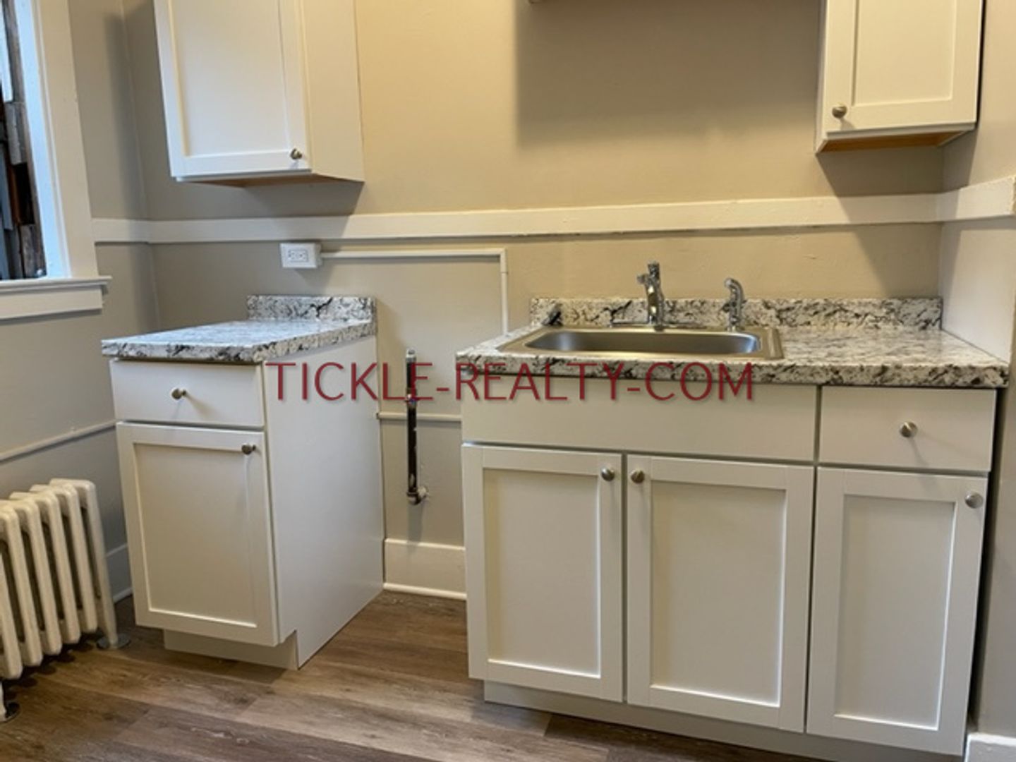 Rochester Apartment: 640 - 644 Monroe Ave