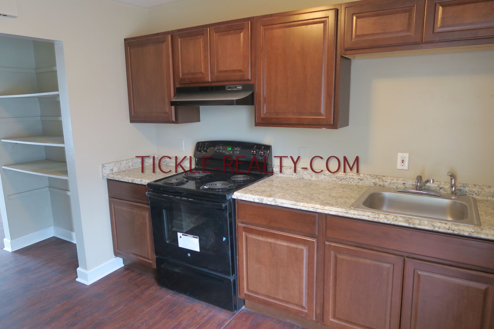 Rochester Apartment: 9 Lafayette Park