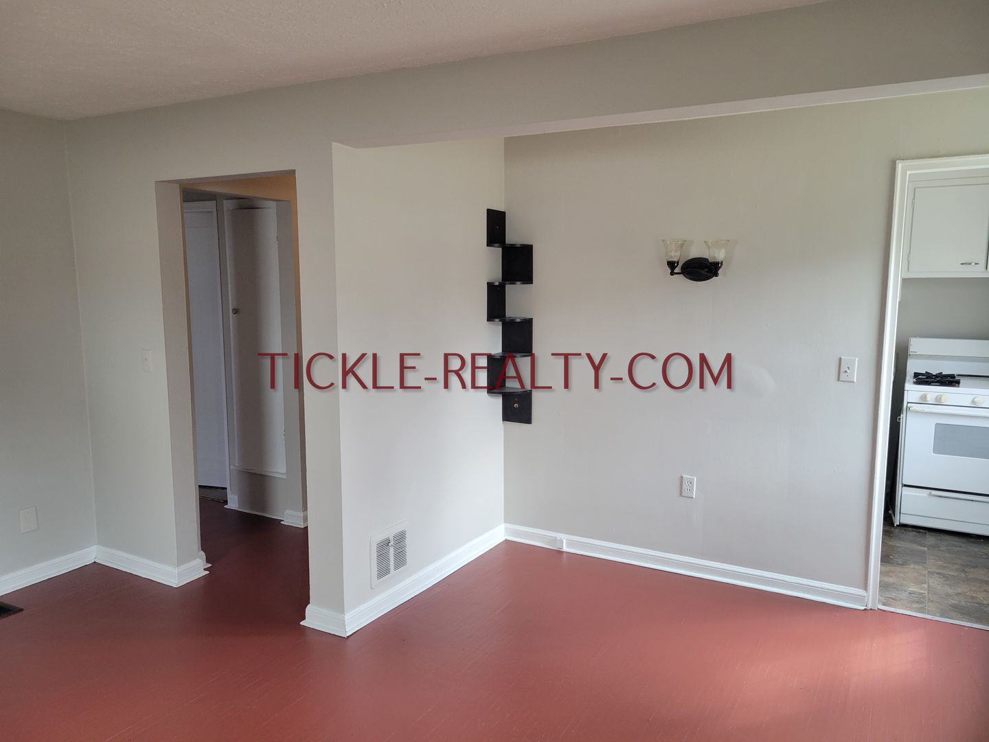 Rochester Apartment: 4271 Lake Avenue