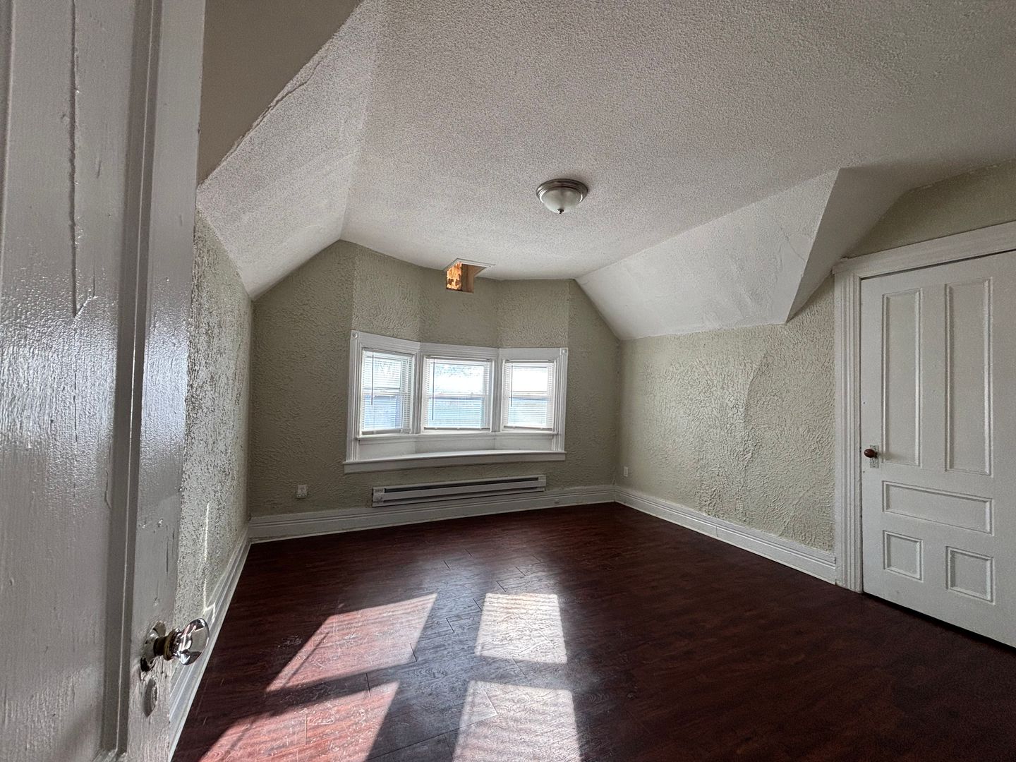 Rochester Apartment: 459 Meigs Street