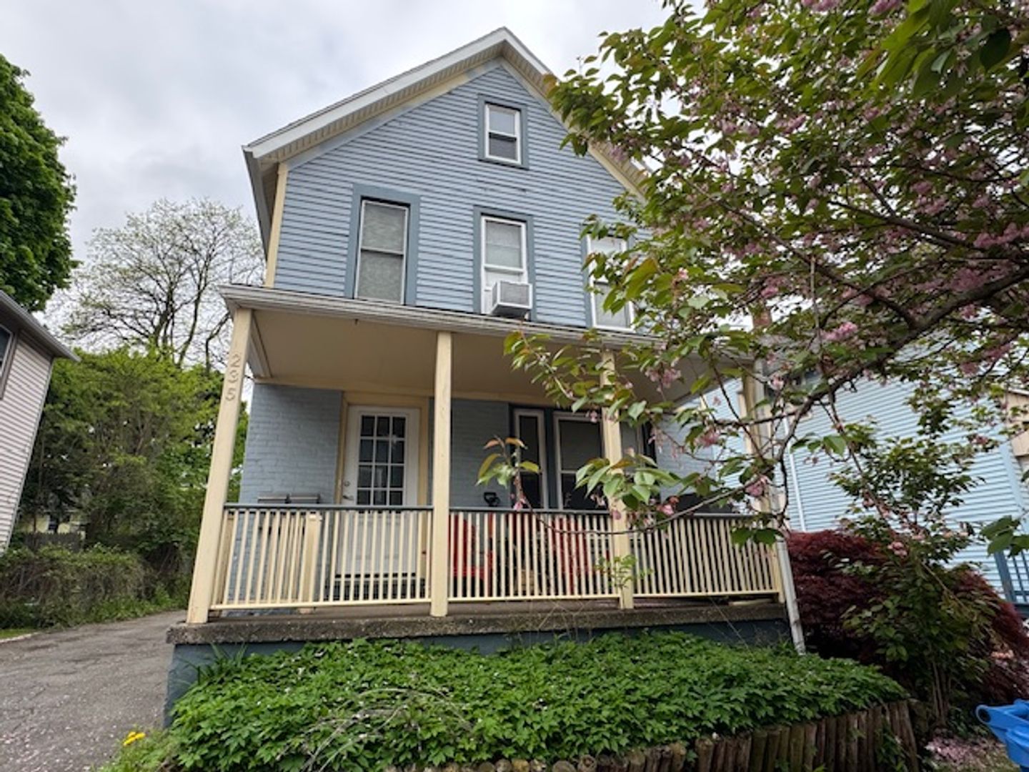 Rochester Apartment: 235 Henrietta