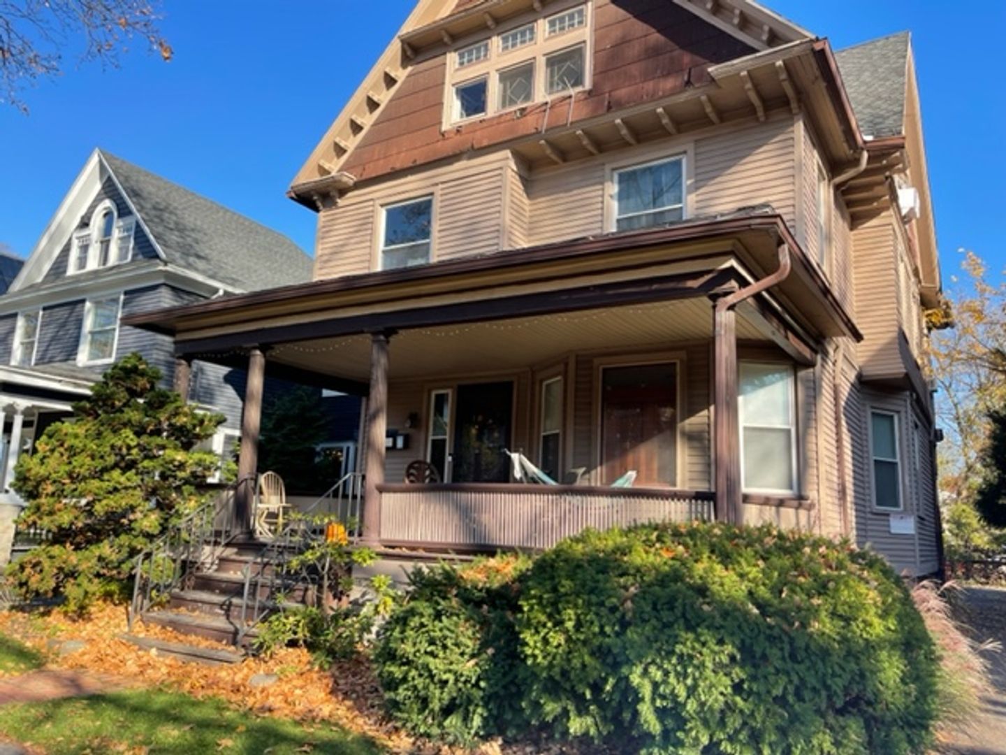 Rochester Apartment: 794 University Ave