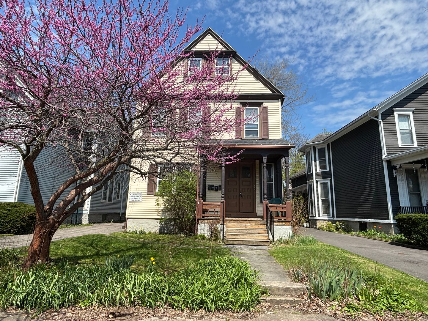 Rochester Apartment: 13 Lafayette Park