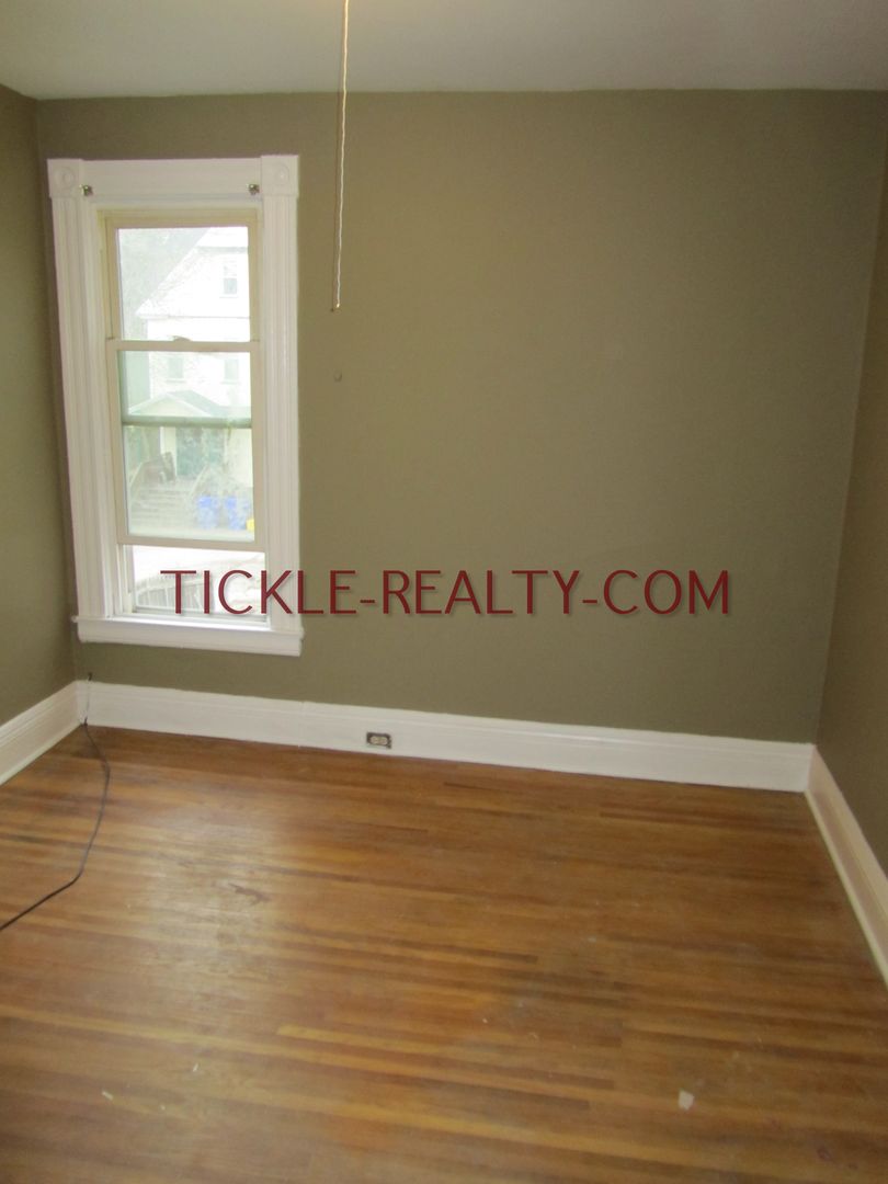 Rochester Apartment: 11 Hanna Place