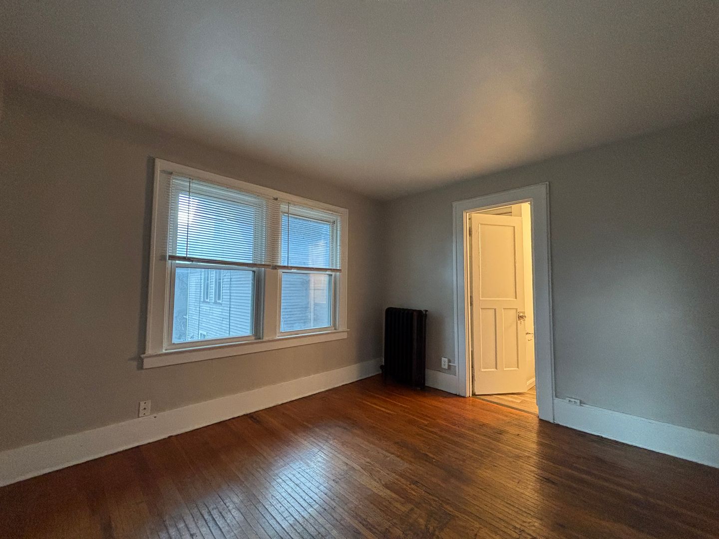 Rochester Apartment: 450 Meigs Street