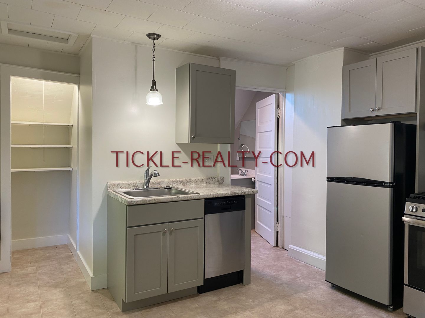 Rochester Apartment: 194-198 Charlotte St