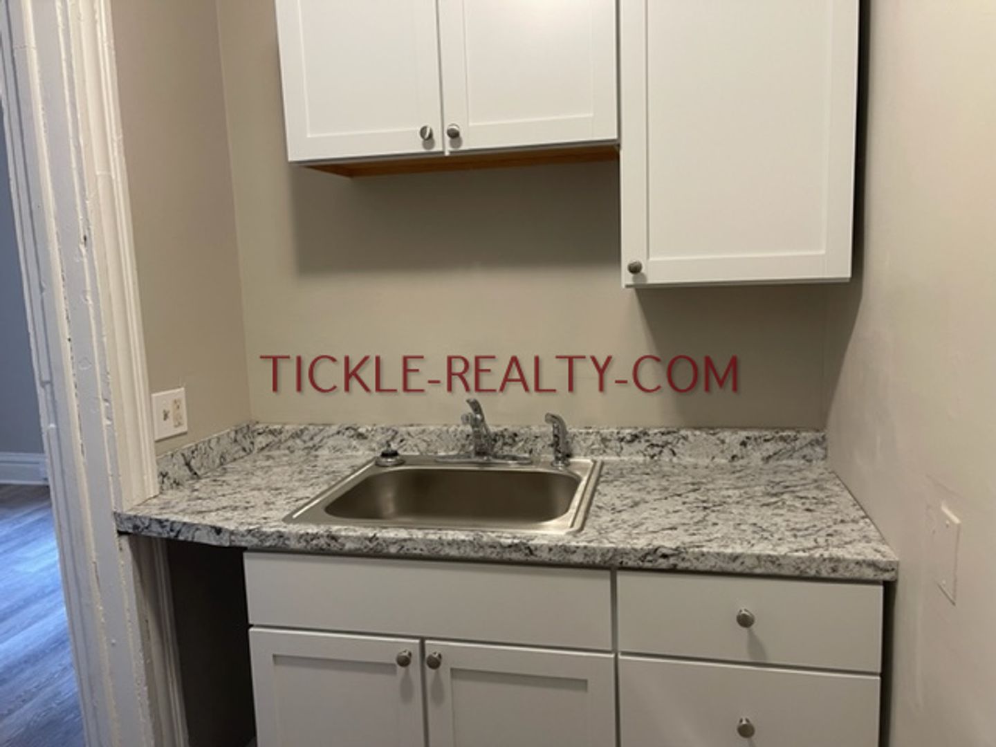 Rochester Apartment: 174-176 Alexander Street