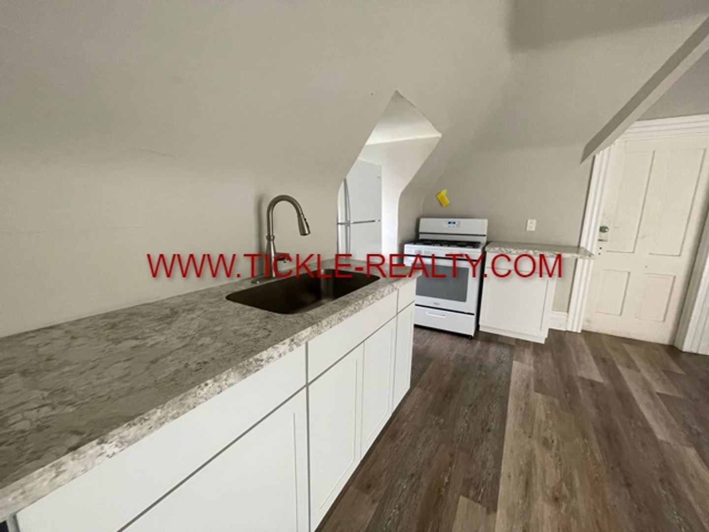 Rochester Apartment: 185 Park Avenue