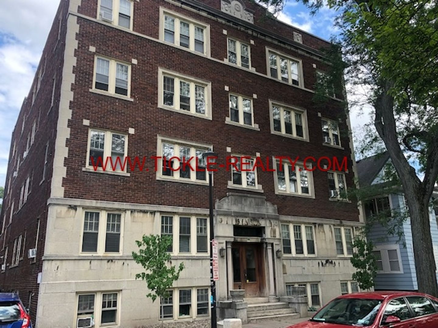 Rochester Apartment: 292 Oxford St
