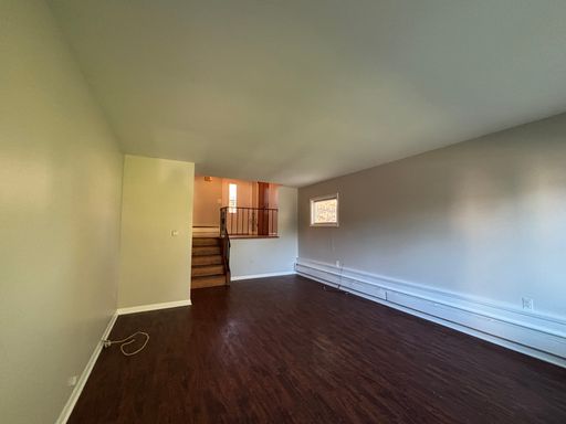 2 Bedroom, 1 Bath Townhouse with Garage & Laundry Hook Ups – photo 1