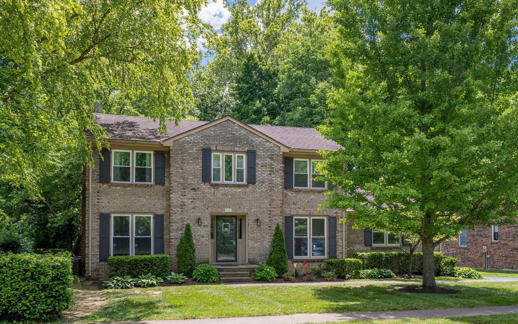 Louisville House: 9802 Tamarisk Pkwy