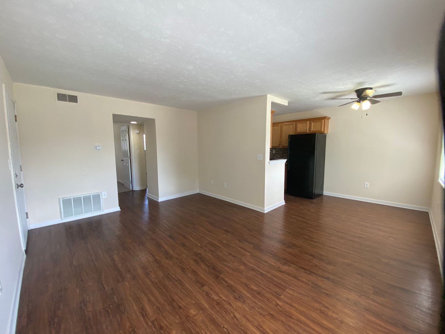 Louisville Apartment: 2001 Rockford Ln