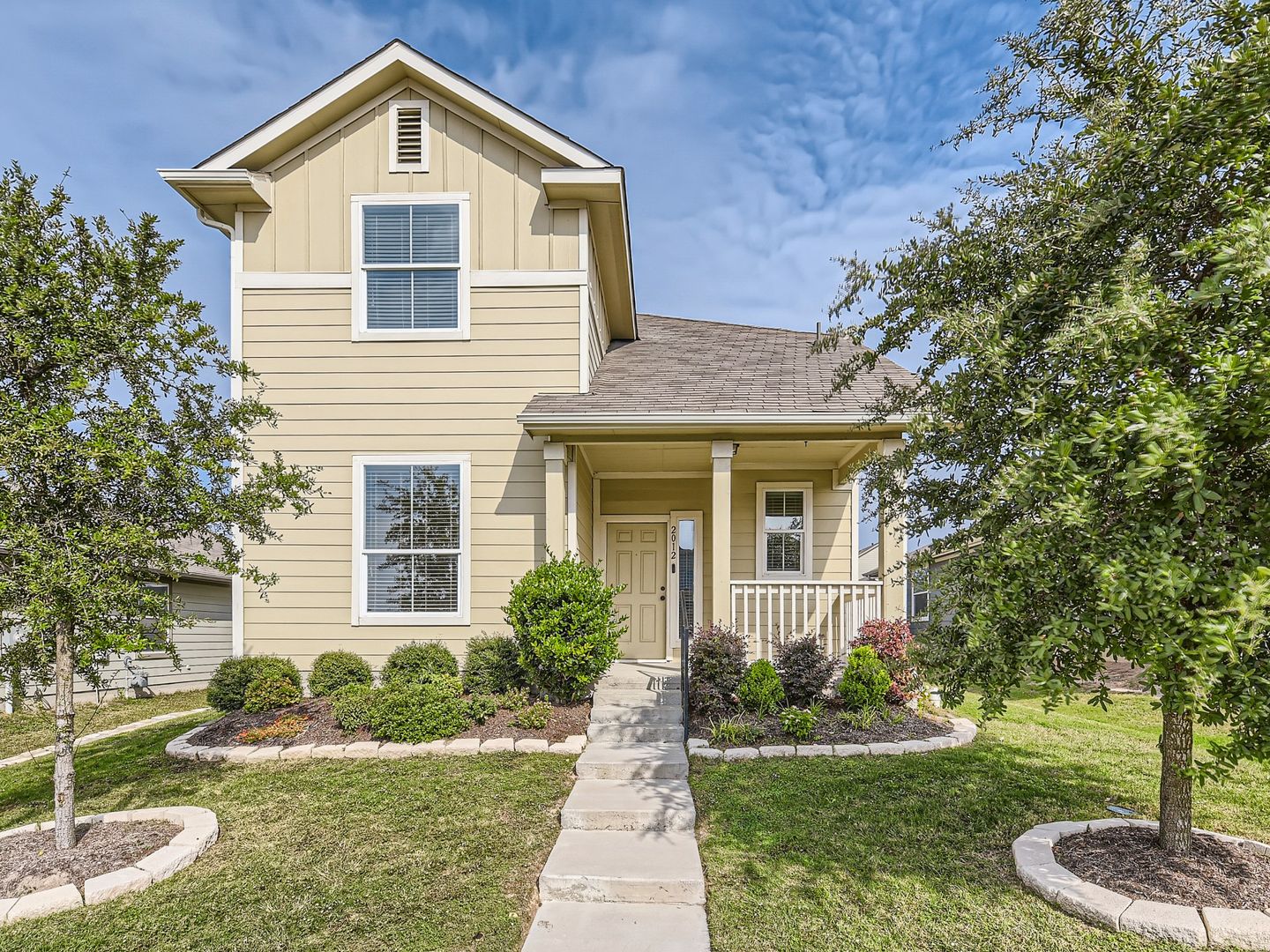 Austin House: 2012 Langdale Lane