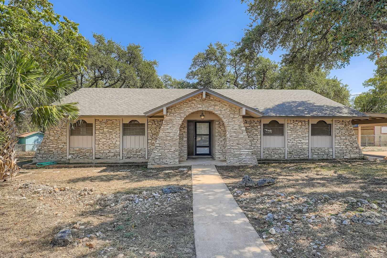 Austin House: 13509 Lois Lane