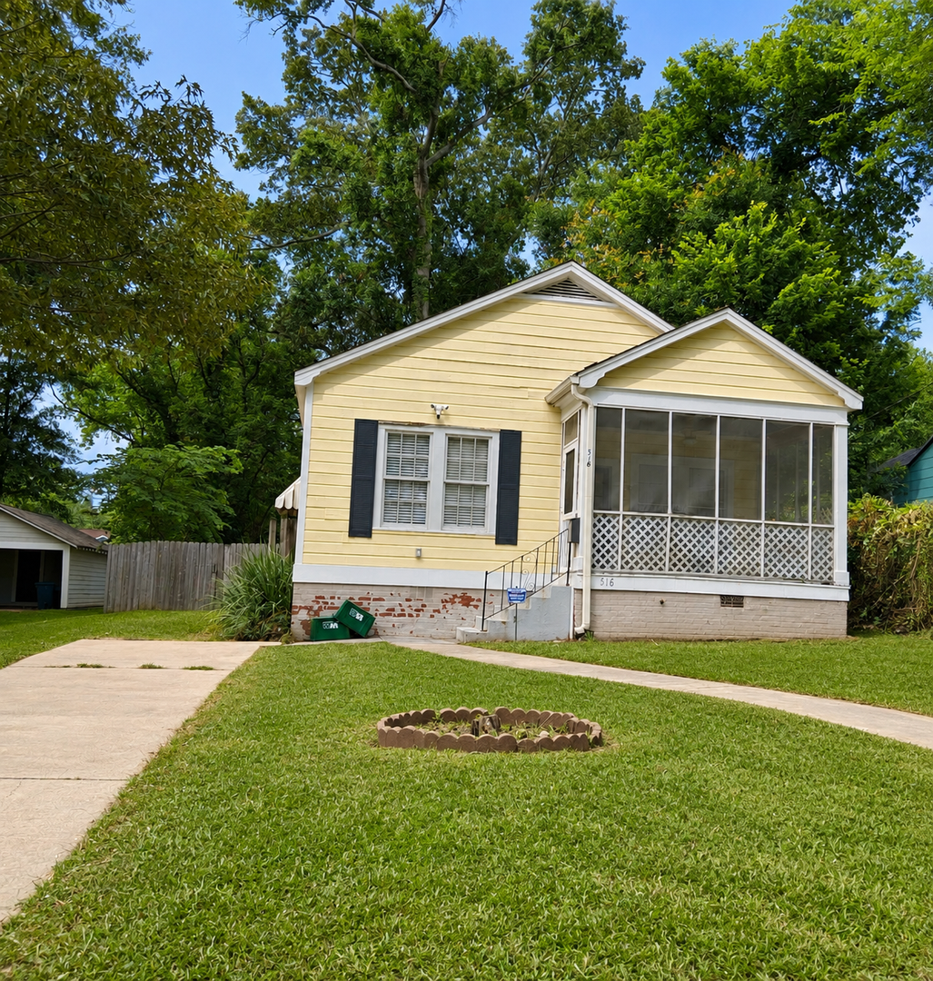 Jackson House: 516 Hartfield Street