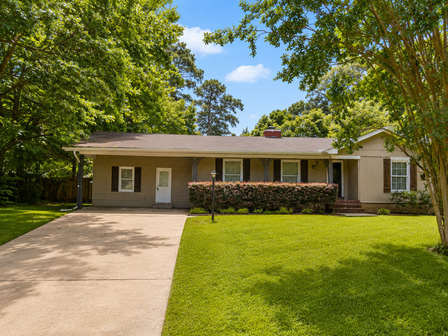 Jackson House: 1421 Winchester Street