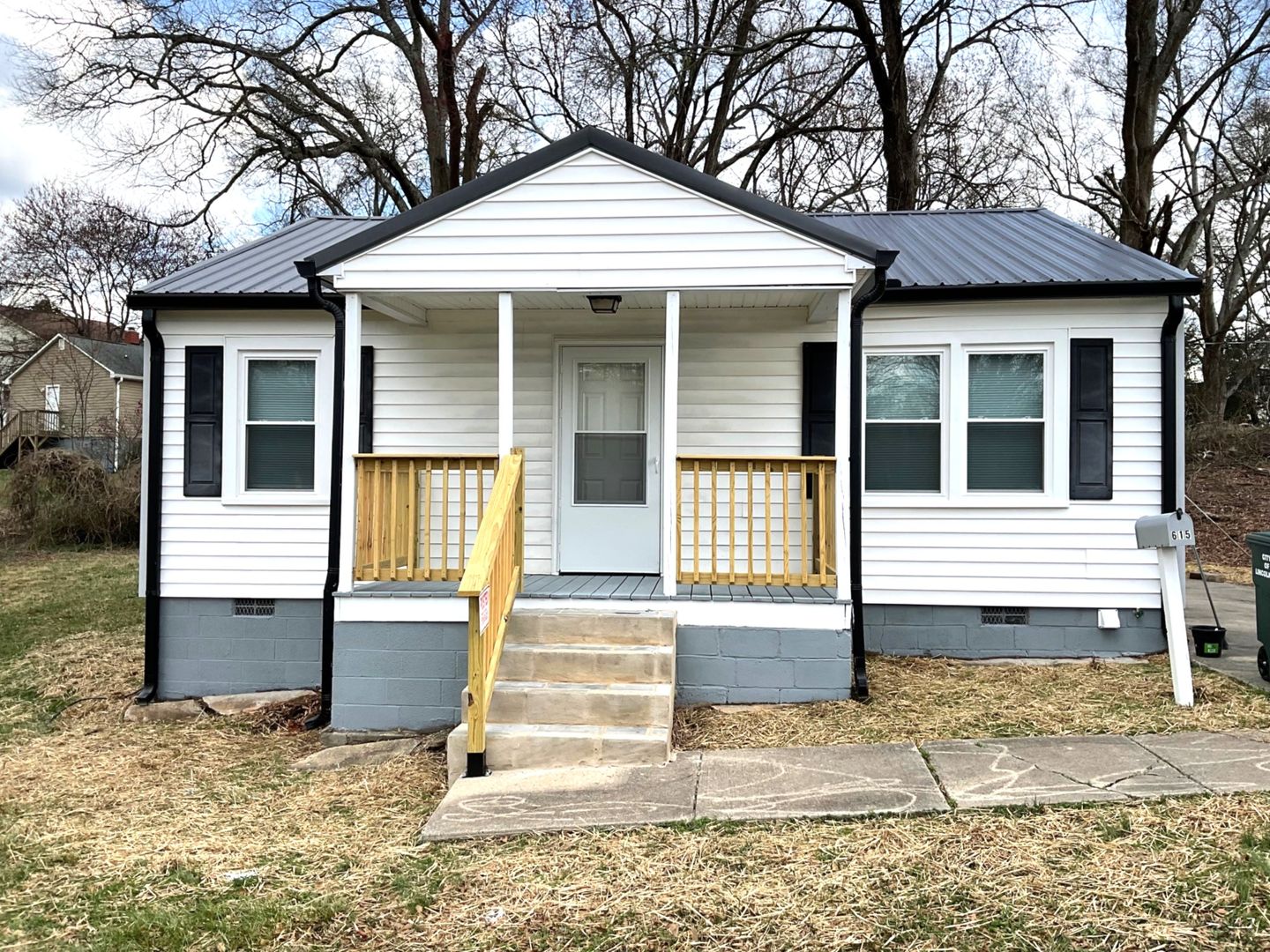 Lincolnton House: 615 Riverside Drive