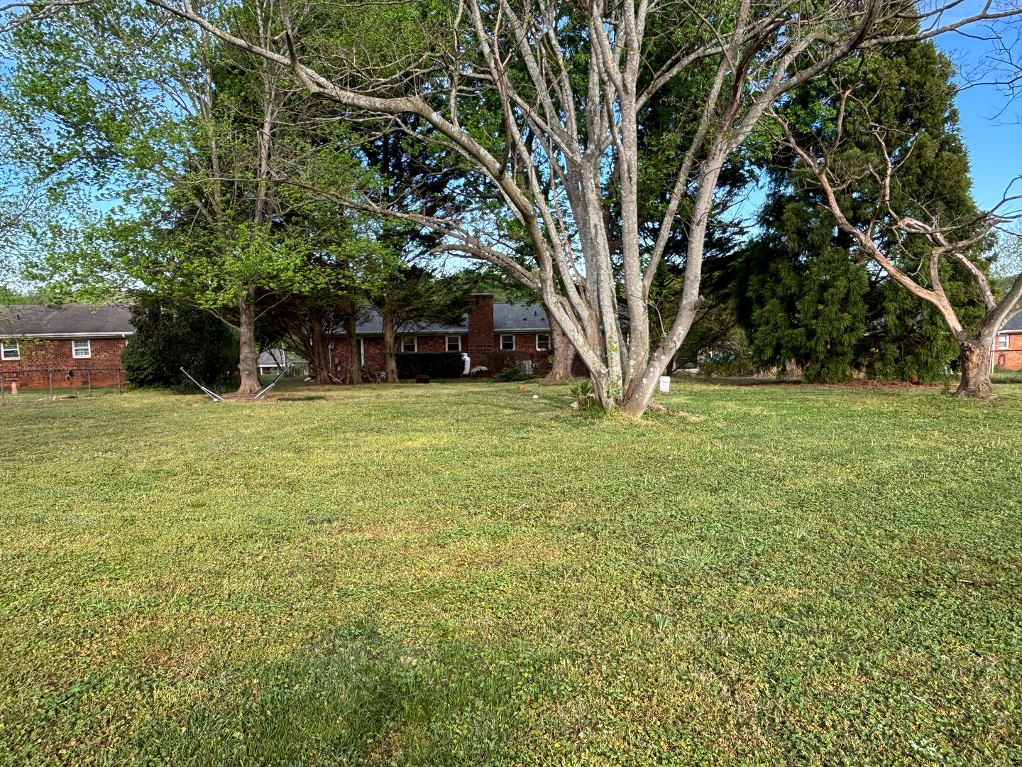 Boiling Springs House: 144 Twin Creek Dr