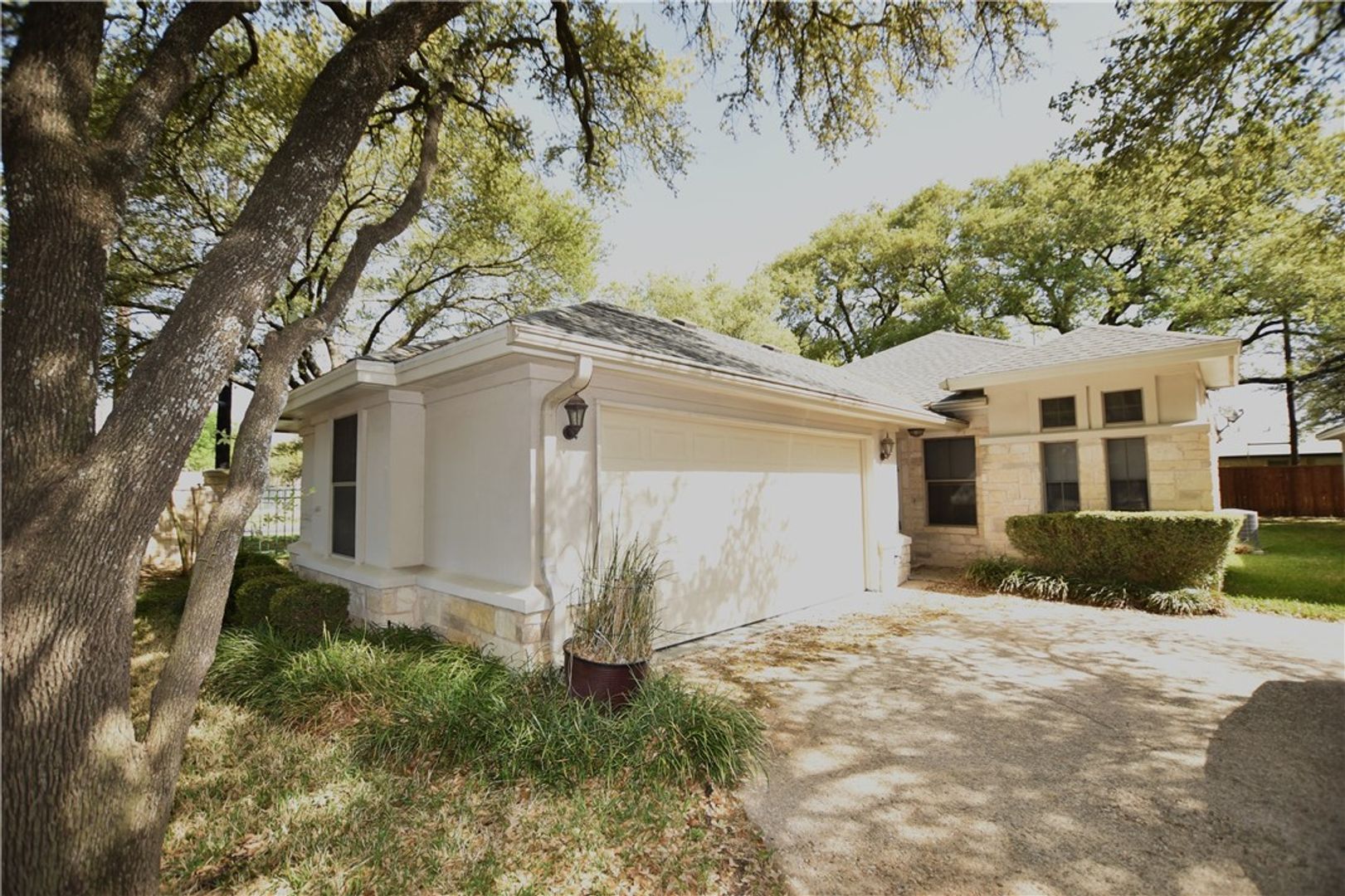 Austin House: 11603 Ladera Vista Drive