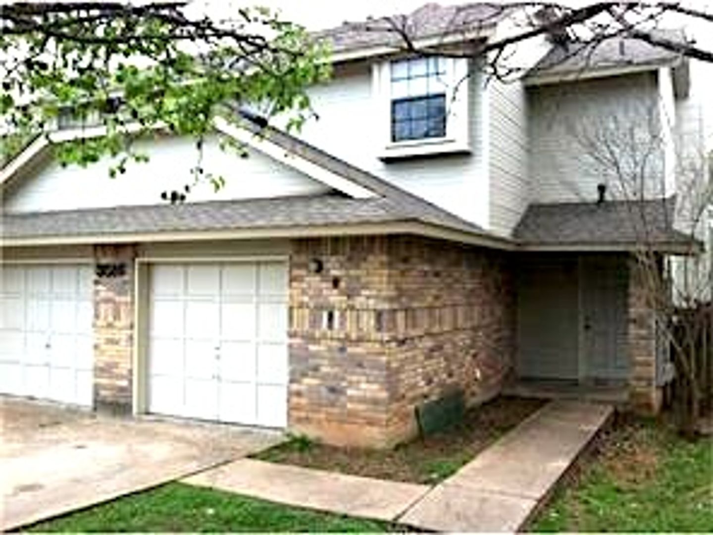 Round Rock Apartment: Hillside at Brushy Creek