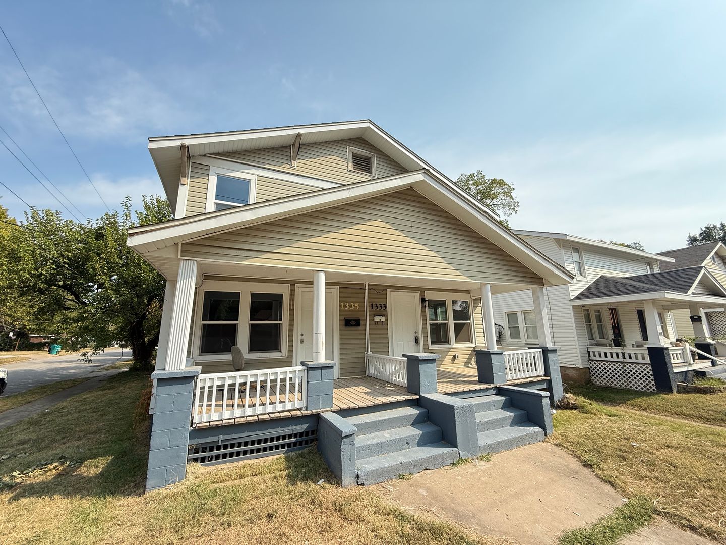 Springfield Apartment: 1333 - 1335 W Mt Vernon