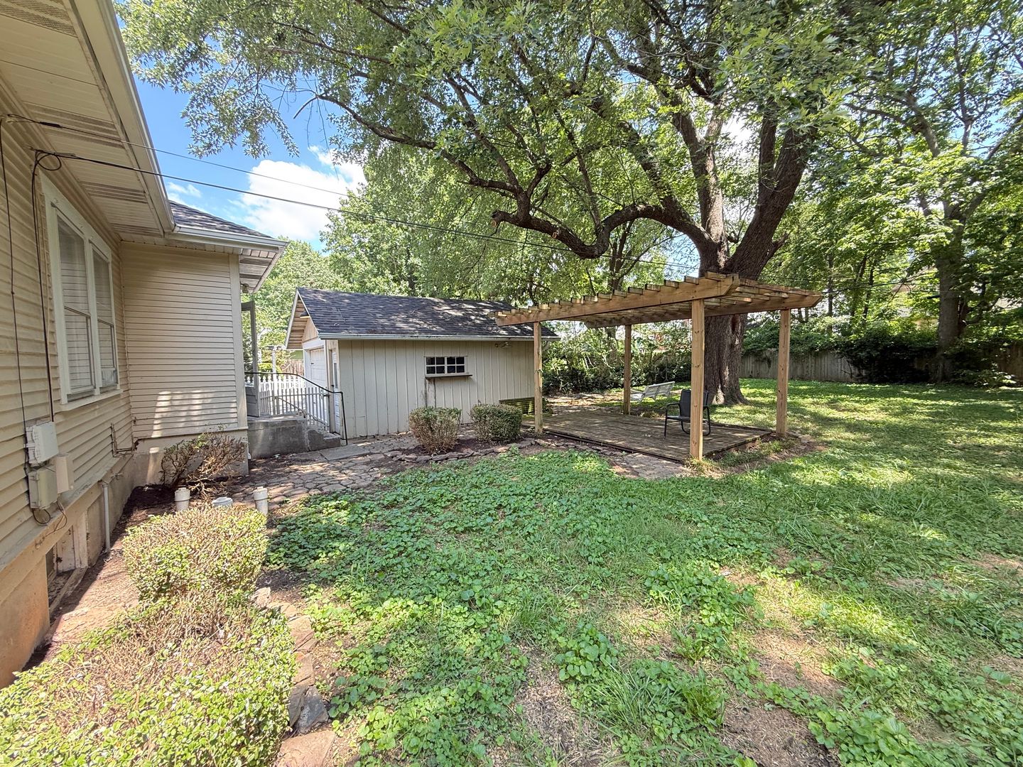 1038 S Fremont Ave 29 of 29